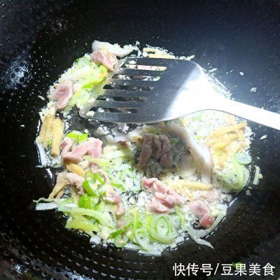 简易版麻婆豆腐一出锅，方圆十里都飘香