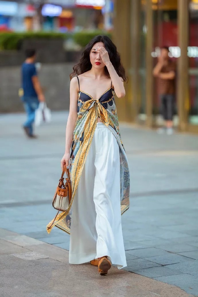 高跟鞋|高跟鞋搭配裙子,优雅自信又有女人味