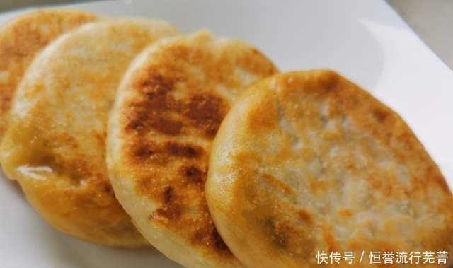 粉条|烙馅饼,用死面还是烫面早餐店老板都不对,教你正确做法