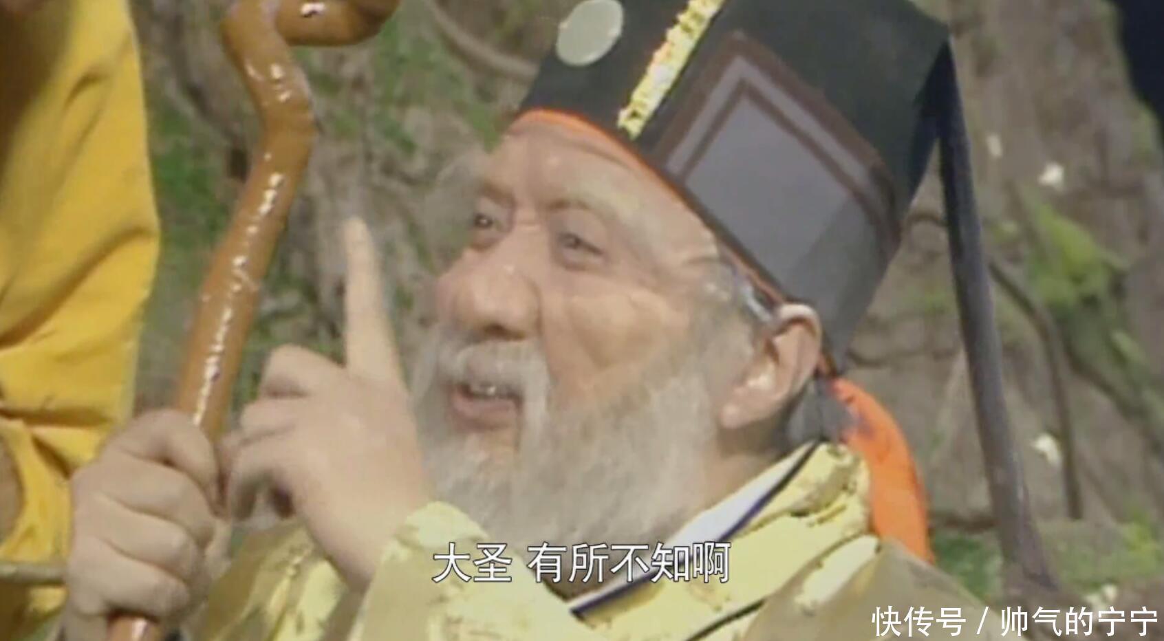 孙悟空被困五行山,为何不拔根毫毛变成猴子,扯掉如来的字帖