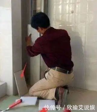 师傅|卫生间横向排水管太显眼?装修师傅给支了一招,做完后真好看!