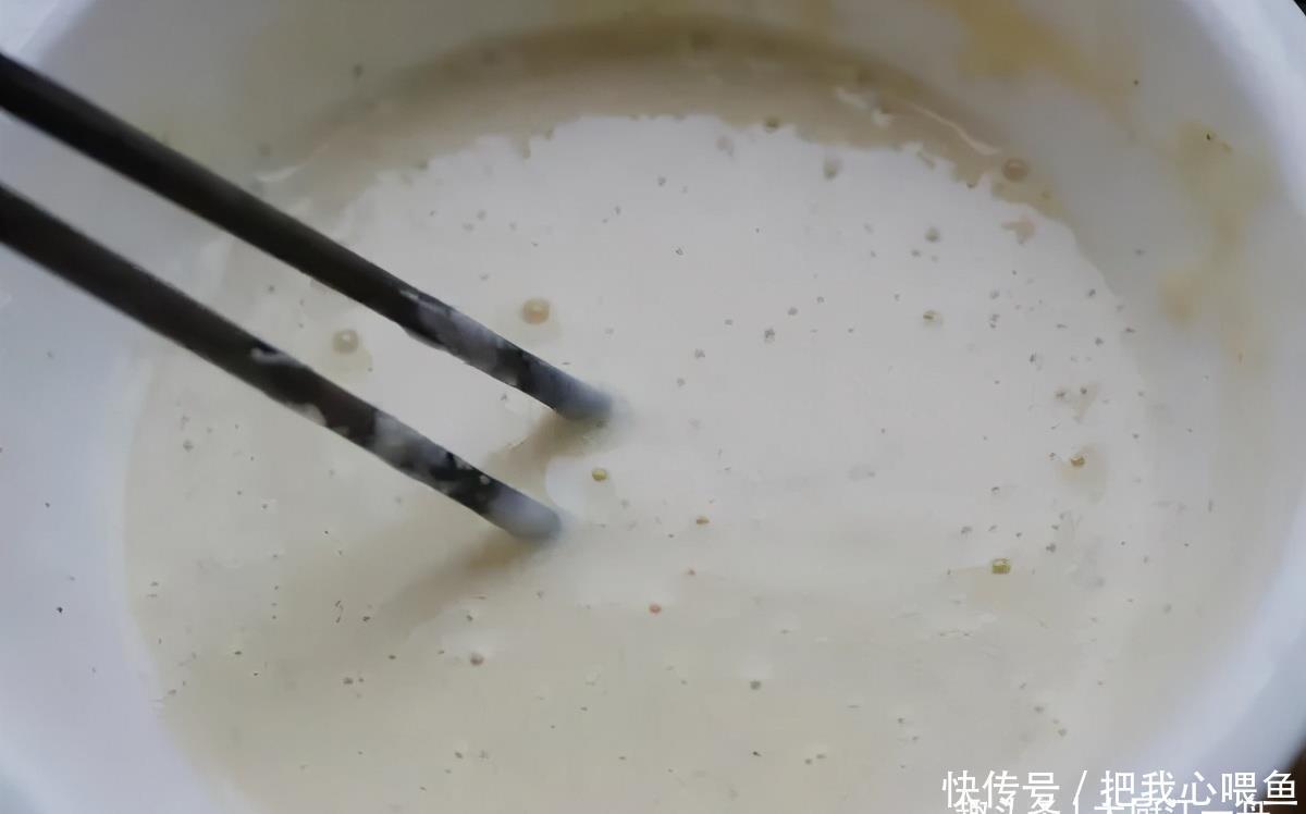 这才是金针菇最好吃的做法，金黄酥脆，做法简单，招待客人倍有面