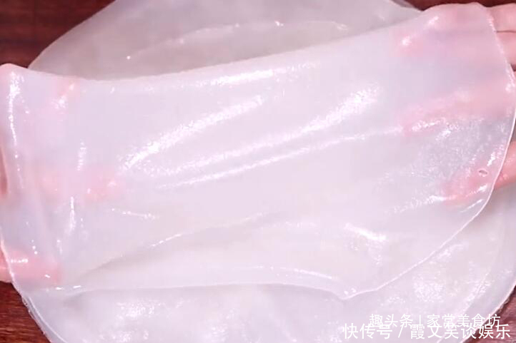 大错特错|做凉皮时,直接蒸是大错特错,多加这一步,凉皮筋道透明不开裂