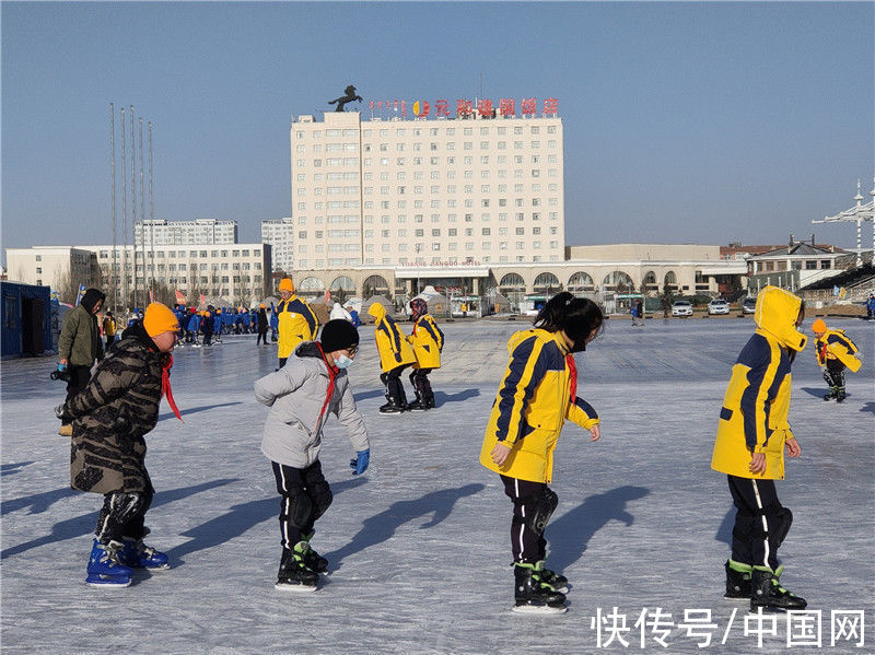 兴趣爱好|锡林浩特市：让更多孩子享受冰雪运动乐趣