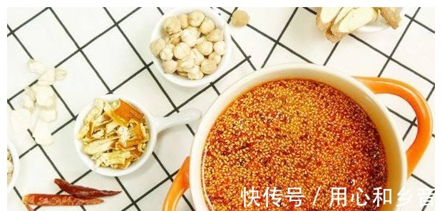 自制|自制万能辣椒油,简单3步,炒菜、拌面、调味,拌什么都香!