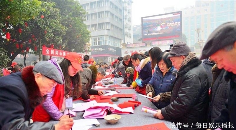 对联文化|火葬场出一上联:“早来晚来早晚得来”,下联一出,让人很不舒服