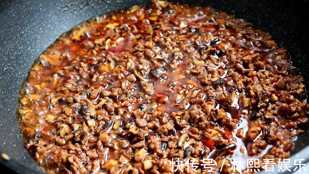 想吃|想吃牛肉酱不用买，详细做法诀窍告诉你，酱香味十足，方法超简单