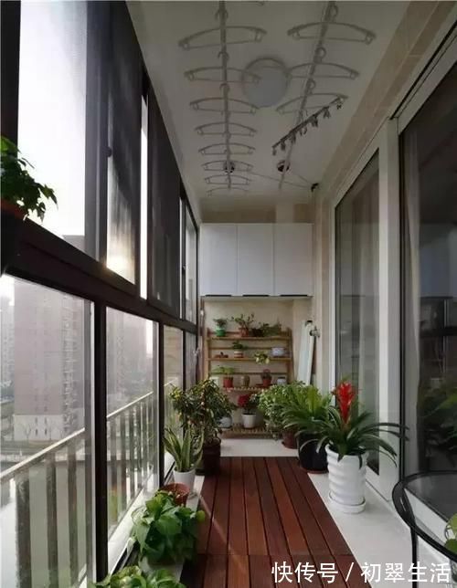 阳台|一个阳台就这样装,太实用了,小区邻居看了都会羡慕的