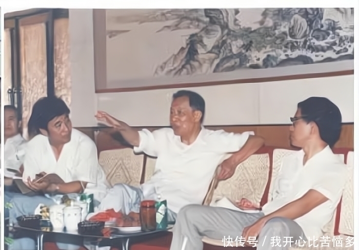 书法$原国务委员张劲夫书法不俗,大字浩瀚厚重苍然,小字却不尽如人意