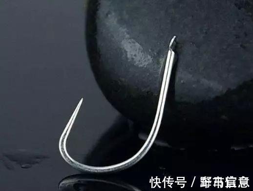 钓鱼高手分享如何选择鱼钩,只买这四种钩型就够了,绝对好用!