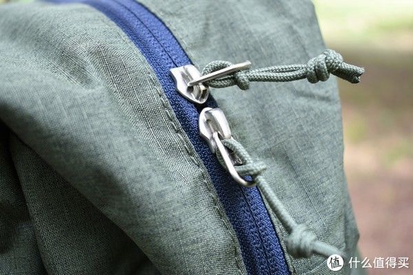 焦点|城市通勤利器，特别轻！很能装！多特SPOT焦点18L背包，让妹子如释重负