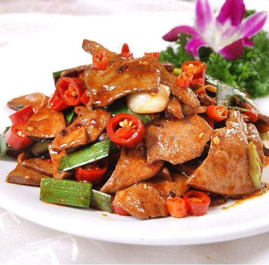 杭椒|美食推荐剁椒蒸小芋头，溜肝尖，杭椒炒荷包蛋，油焖大虾