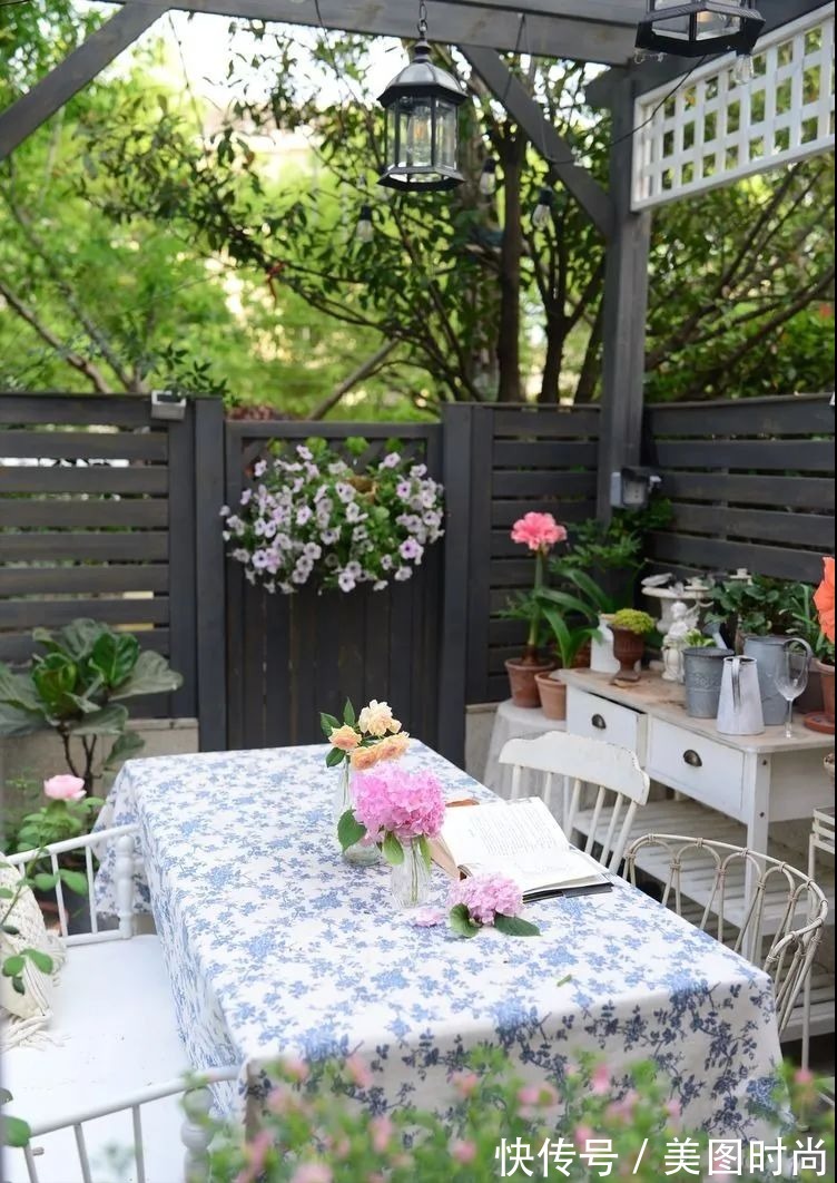 防腐木|为了这个45㎡小院子，坚持买了一楼，打造成花园后比别墅还好看