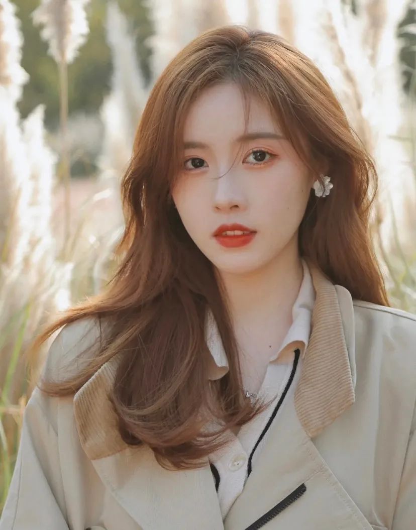 发型师|是时候染发了!今夏流行这6款发色,太显白了