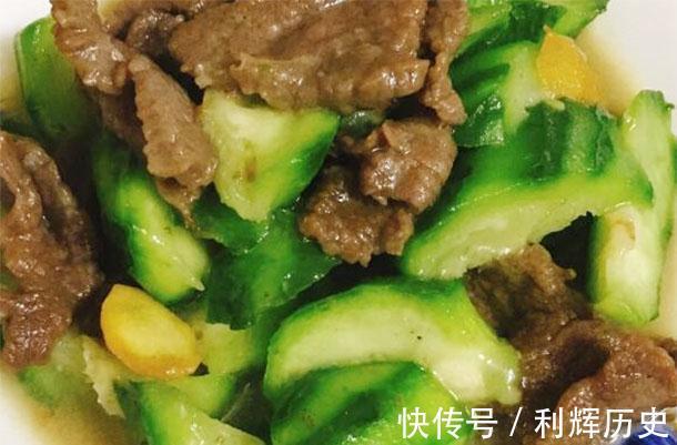 骨骼发育|孩子打篮球需要补充大量钙物质,多吃补钙菜,补钙补铁骨骼发育好