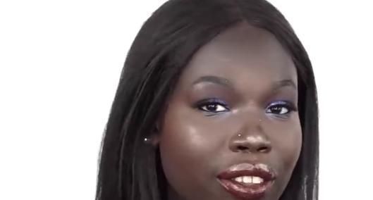 小姐姐|非洲女性用多少化妆品能挽救肤色?化妆师狂刷粉底,结束后傻眼了