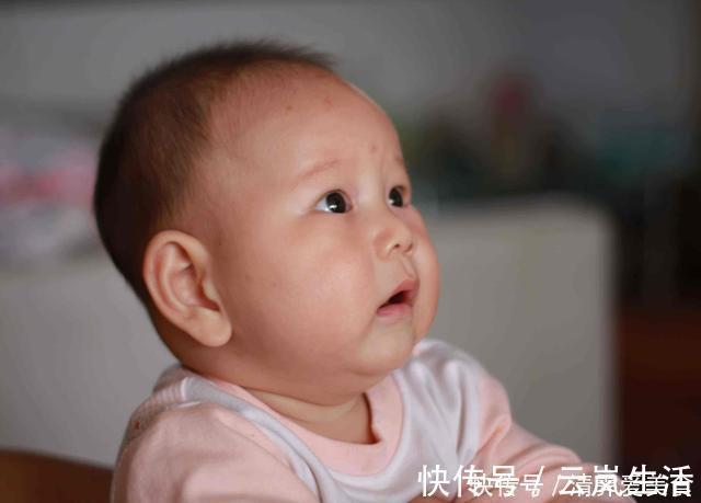 纸尿裤|孩子是用尿不湿还是尿布好?网友分享:现在后悔的只想打自己