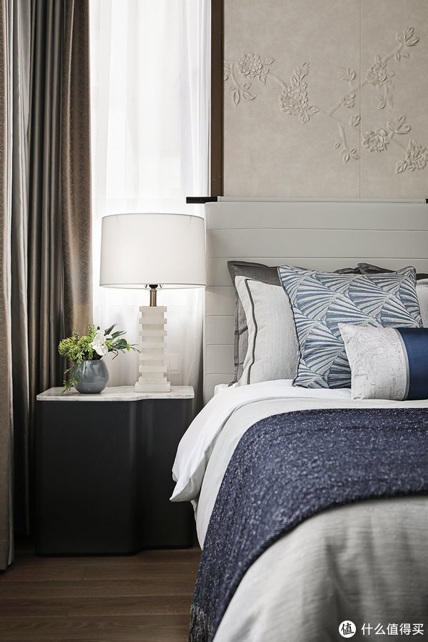 主卧|生活艺术家 篇十三:参观了他的家,我被中式风吸引了,玄关真的太“诗情画意”了