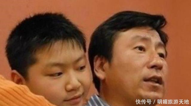 孩子|白岩松育儿观火出圈,他的学霸儿子背后,是孩子不得不吃的3种苦