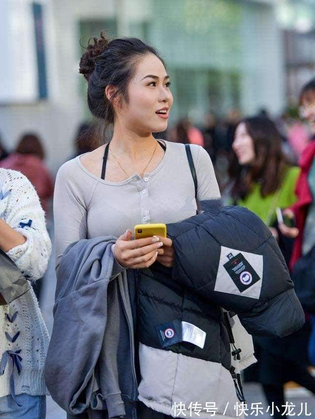 气质 潮流个性的瑜伽裤穿搭彰显一丝活力,穿出你想要的美感,气质高贵