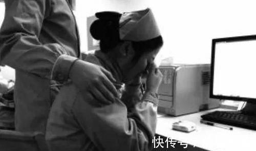 小女孩|二胎弟出生孕妈难产离世,6岁女儿在外握拳苦等,护士打开手看哭