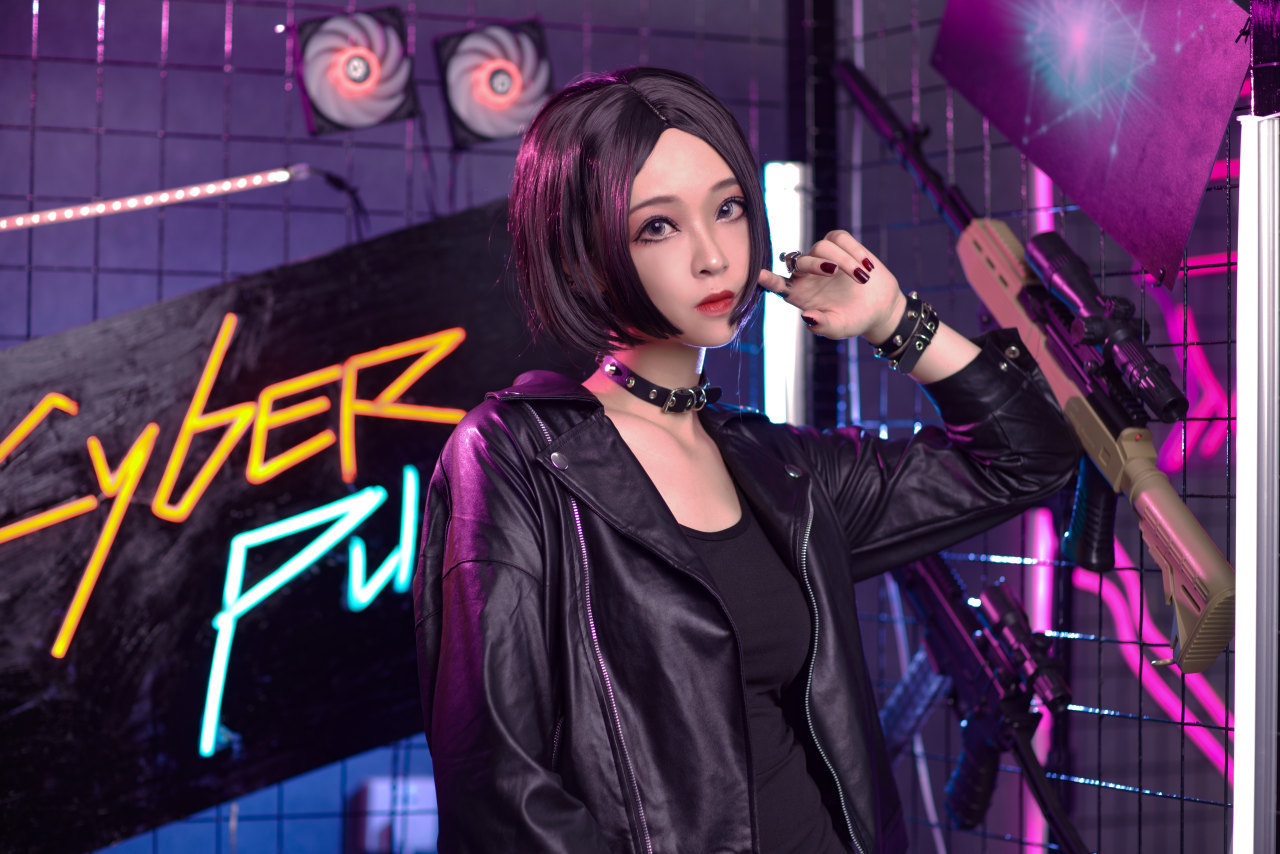 冷酷|cos:NANA大崎娜娜,展现经典冷酷气质