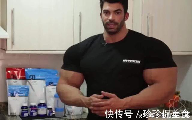 小胖|肌肉男“單挑”小胖哥！當胖哥脫下衣服后，為何肌肉男認慫了？