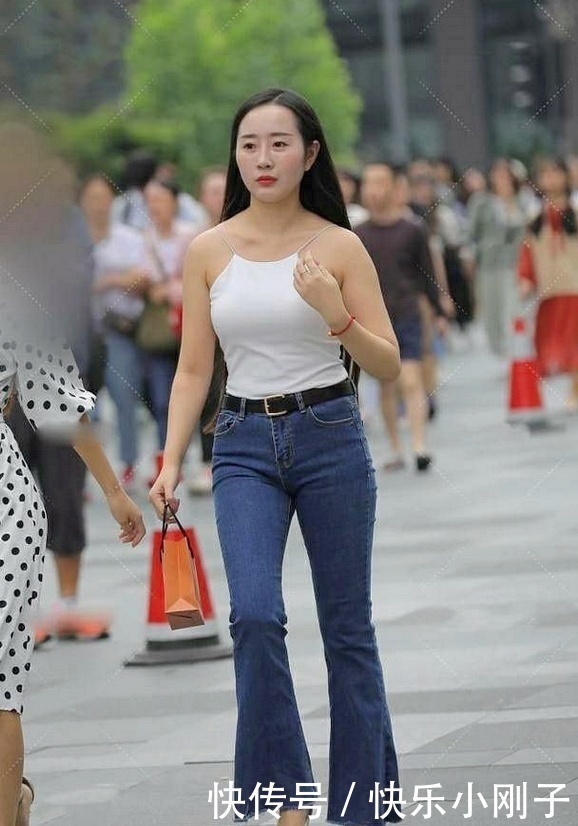 妆容|有了万能的修身衣,配上合适的妆容和发型,让自己美出新高度!