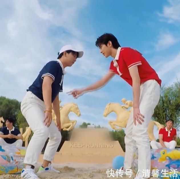 犯规|蔡徐坤为了能赢“作弊”当镜头扫到他的腿,网友太明目张胆了