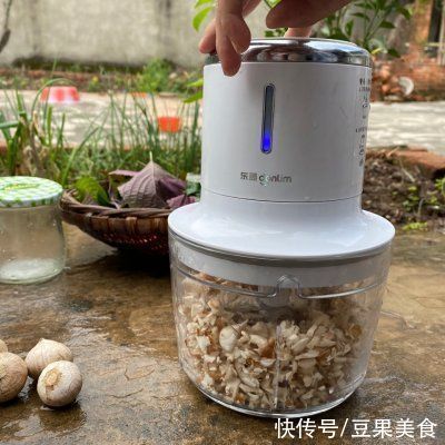 紫苏酱|#我的养生日常-远离秋燥#百搭紫苏酱