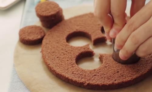  巧克力糯米糍，浓郁巧克力酱包裹软弹糯米糍，香甜可口