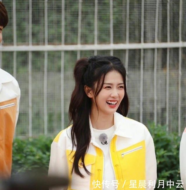 新《跑男》出現(xiàn)鄧超海報(bào)，鄧超和李晨連線，baby一聲哥讓粉絲淚奔