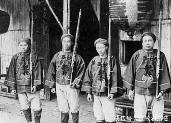 西式枪炮|清末时期清军曾装备的十三响快枪，可认为是温彻斯特十三连发后膛卡宾枪。