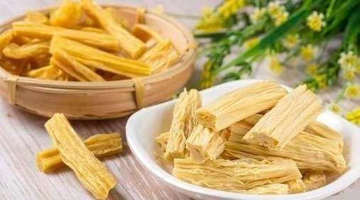 泡腐竹,不要放在水里就泡,厨师长教你一招,简单快速不夹生