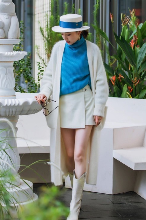 小姐姐|2021年冬季靴子“穿长不穿短”,掌握搭配精髓,轻松get超模腿!