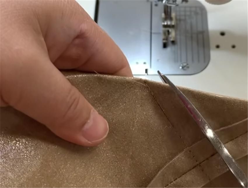 日本 日本手工牛人,把一次性纸袋做成手提包,看完想学缝纫了!