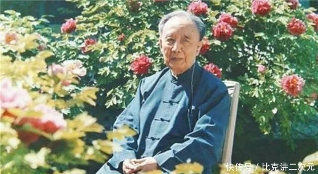 鲁迅一|郭沫若用四字骂鲁迅,鲁迅用五字回骂,世人笑称:这便是郭沫若了