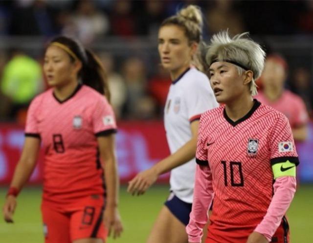 女足|3:4不服,0:0底气大增,亚洲豪强终结22连胜,冲击中国女足地位