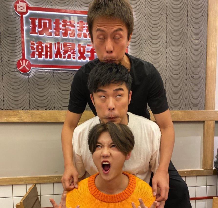 丑照 陈赫和鹿晗互晒丑照之后,邓超也加入了,跑男团真实关系一目了然