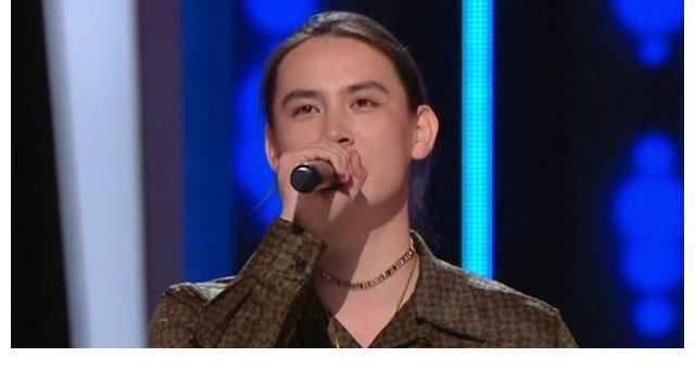 張碧晨|《好聲音2021》首播收視登頂，八位導(dǎo)師喧賓奪主，學(xué)員特色不明顯