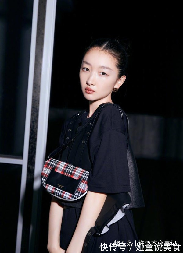 坏习惯 女人涂口红时,这3个“坏习惯”不改,口红再贵还是会掉色沾杯