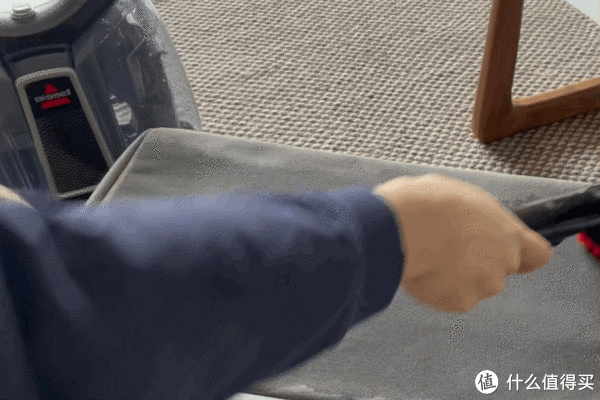 清洁液|GT在家 篇四十五：是否值得买？看必胜二代布艺清洁机能否让地毯、沙发焕然一新？