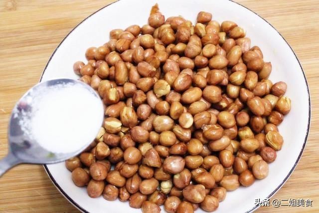  回软|炸花生米时，牢记“3步骤”，花生米香脆不回软，怎么炸都好吃