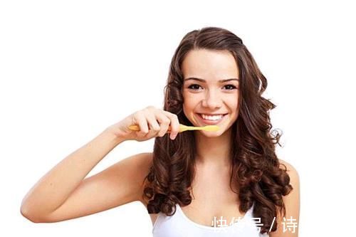 烟酒味|这几类人容易有“老人臭”!直言:40岁后做好以下事,老了也没味