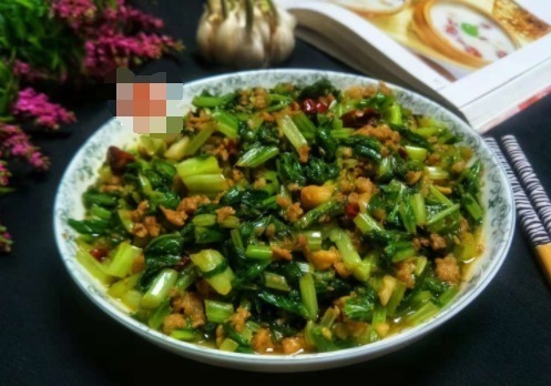 肉末|这菜上桌一扫而光，又嫩又脆又香，孩子说没它吃饭都不香！