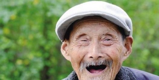 食物|百岁老人自曝:1种食物经常吃,避免3大短命习惯,想不长寿都难!