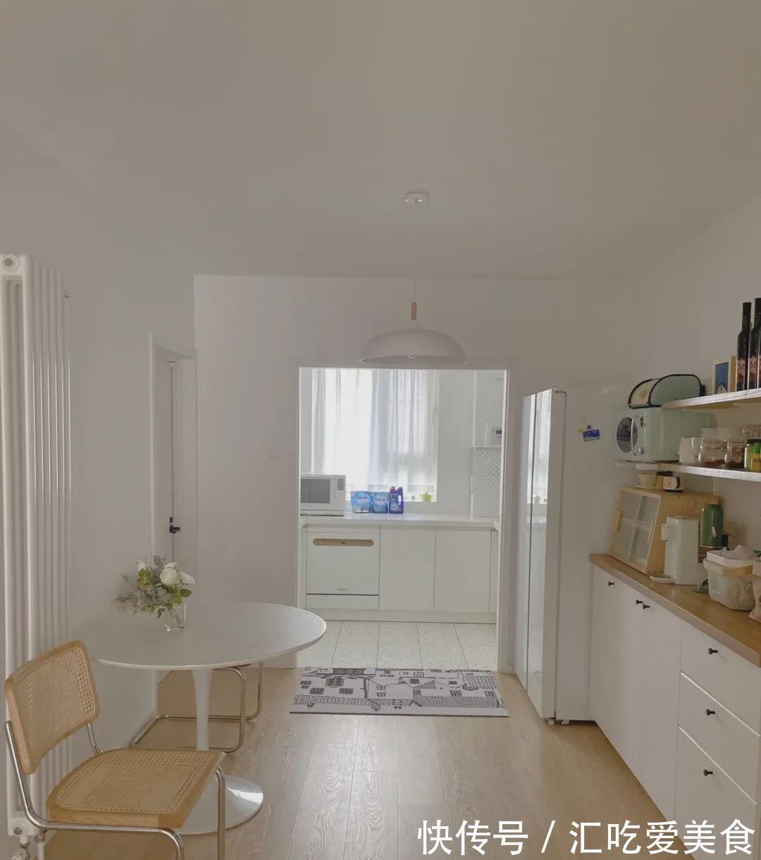 方便|90后夫妻的“穷装”新家,引起强烈舒适,越简单,越幸福