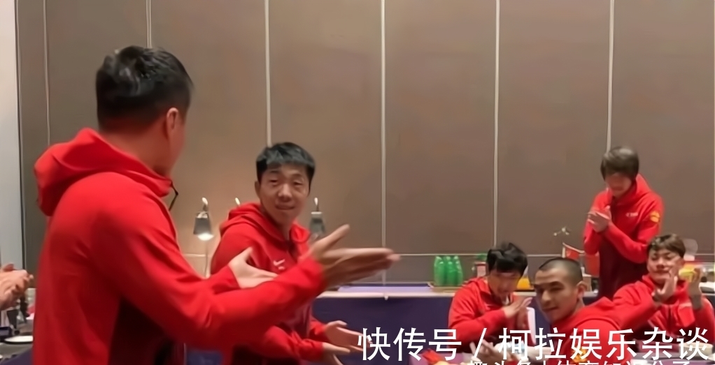 李铁|输球不输排场!国足包五星级豪华酒店隔离,李铁开心给队员过生日