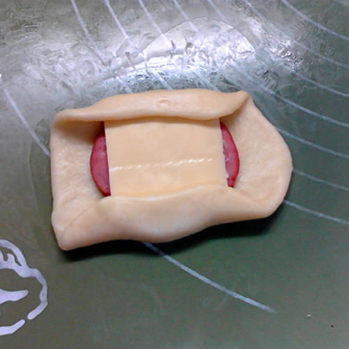 迷你香葱芝士火腿小方包，葱香浓郁，味道不错哦