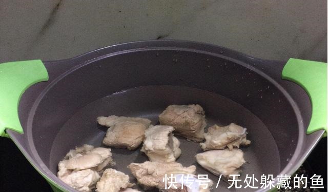 清香味|一碗可以喝了暖到脚的骨头汤,温补还营养,学会做给家人喝!